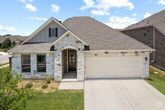 Building Photo - 2209 Santa Isabella Dr