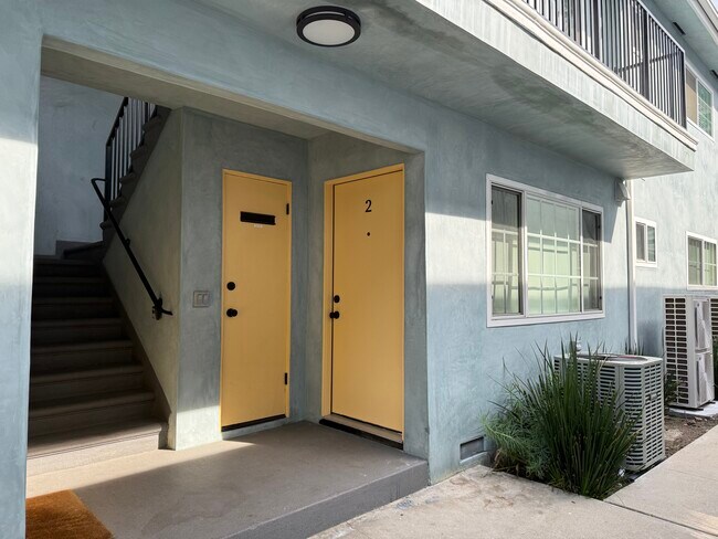 Foto del edificio - 1960 Sherbourne, Los Angeles, CA 90034