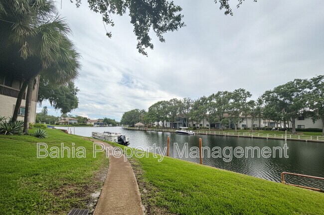 Foto del edificio - 6308 Newtown Cir