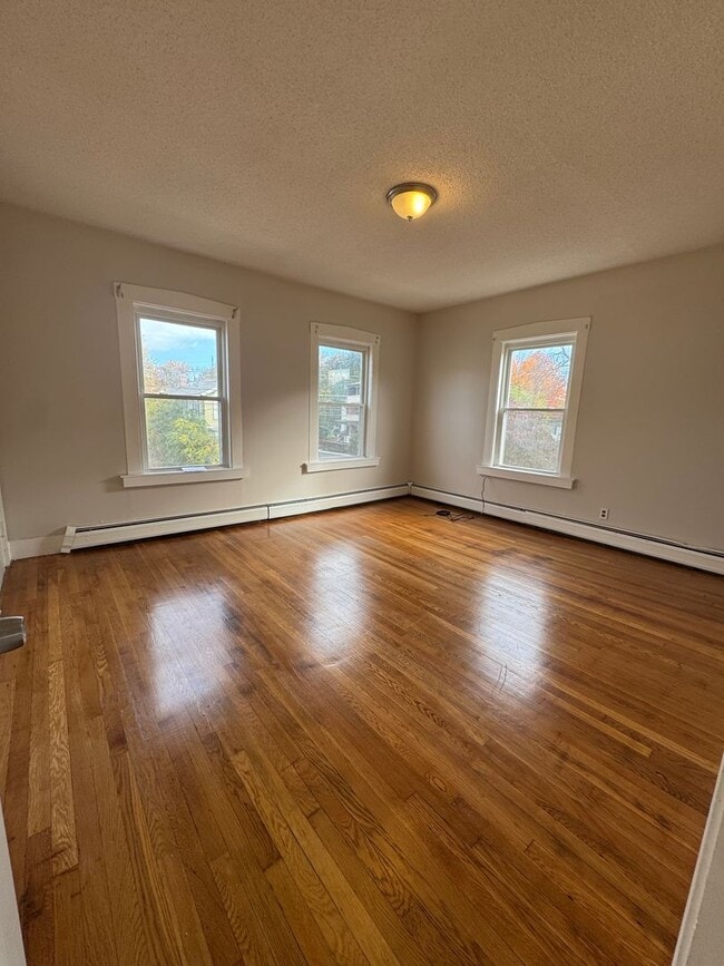 Building Photo - 36 Orange St