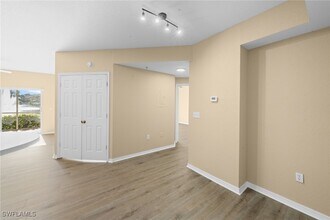 Building Photo - 6360 Aragon Way