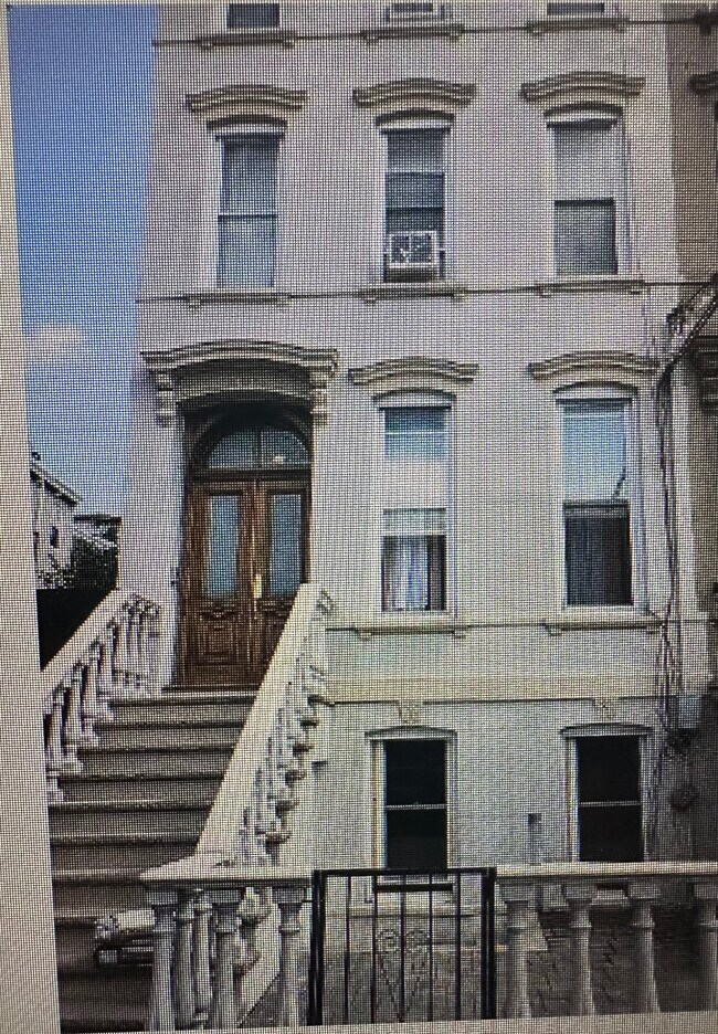 Foto del edificio - 262 Suydam Ave