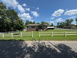 Building Photo - 5 S Lovers Ln