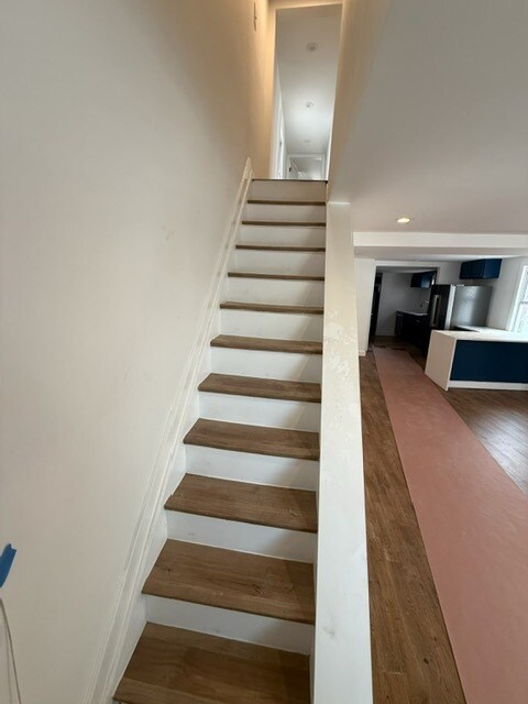 Primary Photo - 20 Long St