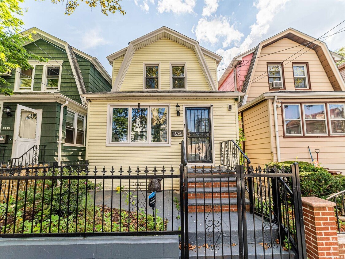 Primary Photo - 89-36 90th St