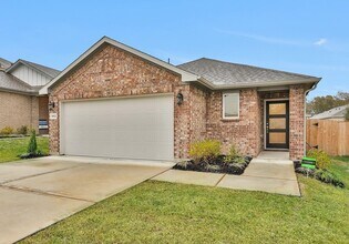 Building Photo - 18612 Hillswood Dr