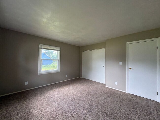 Foto del edificio - 56099 River Shore Ln