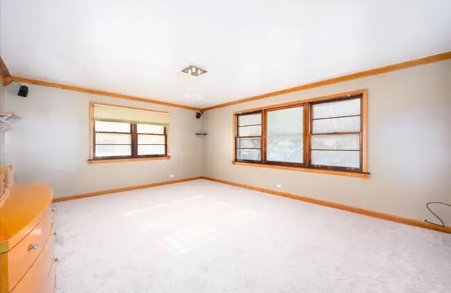 Foto del edificio - 1800 S Austin Blvd