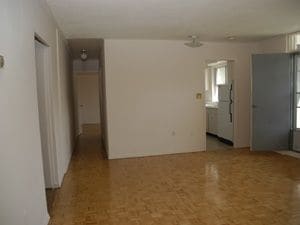Building Photo - 105 La Rose Ave