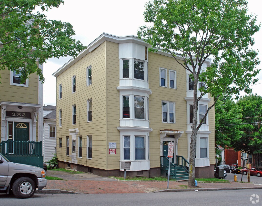 Primary Photo - 232-236 High St