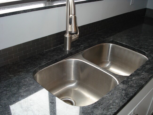 encimeras de granito - 1200 2nd St