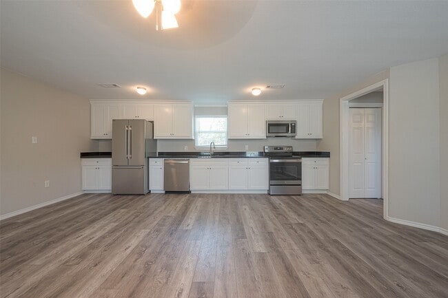 Foto del edificio - 1547 Garden Rd