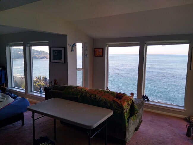 Foto del edificio - 315 SW Coast Ave