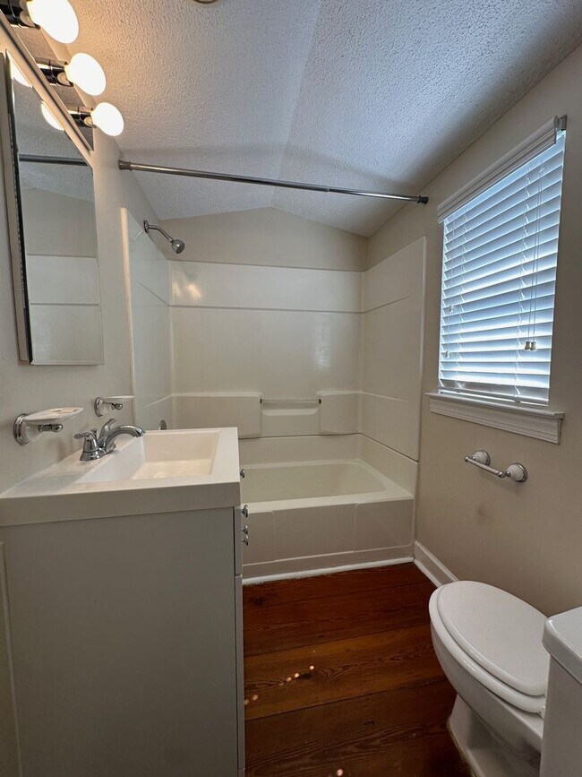 Foto del edificio - 840 Hickman Rd