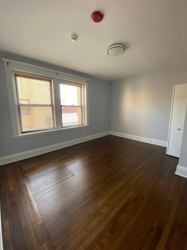 Foto del edificio - 466 Commonwealth Ave