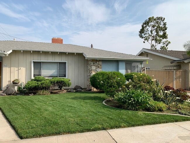 Building Photo - 17331 Roseleaf Ave