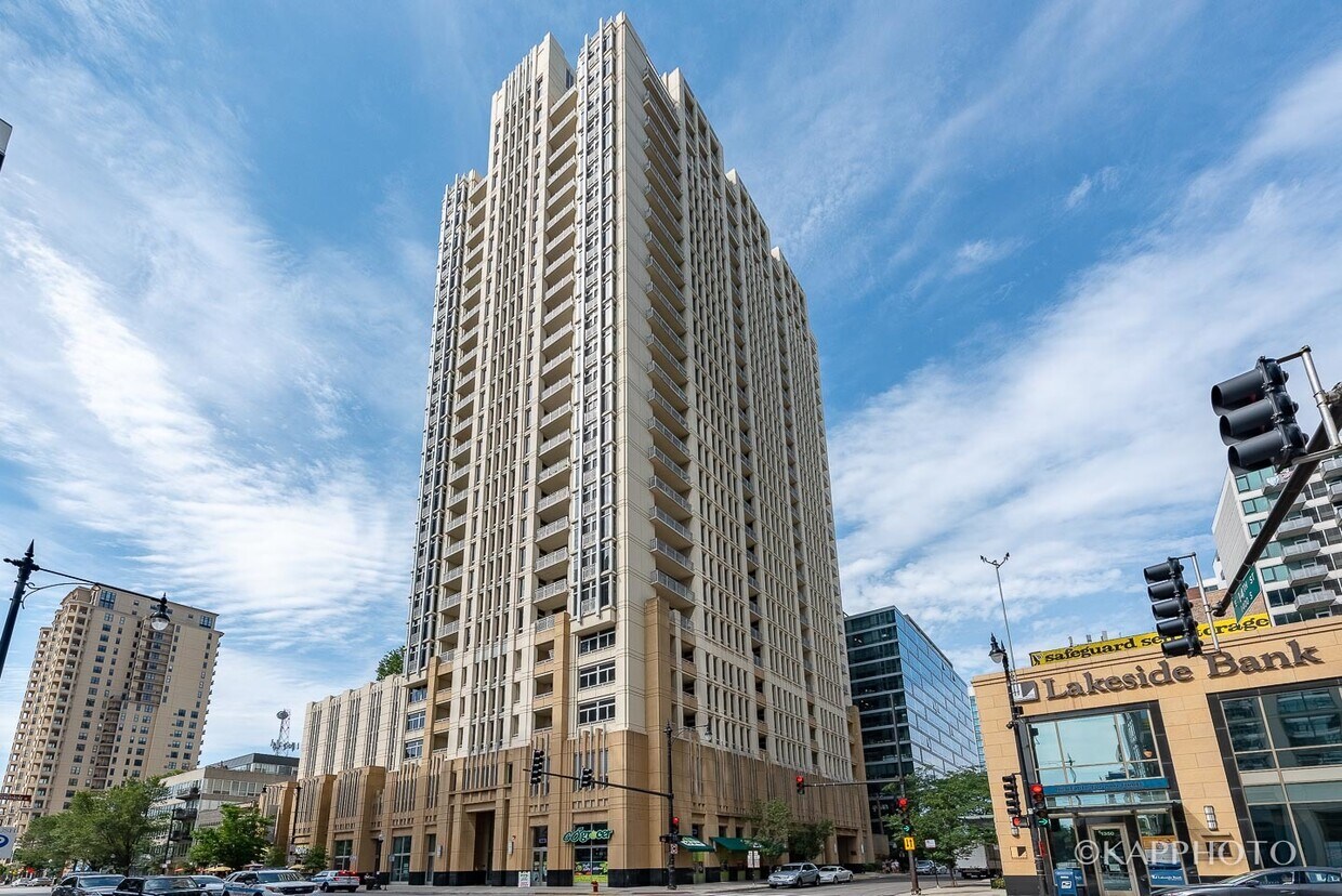 Foto principal - 1400 S Michigan Ave