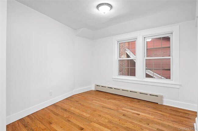 Foto del edificio - 20 Overhill Pl