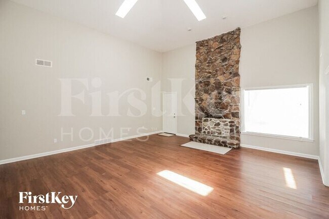 Foto del edificio - 2993 Ridgeway Rd