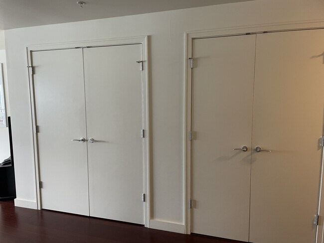 Foto del edificio - 3601 S River Pky