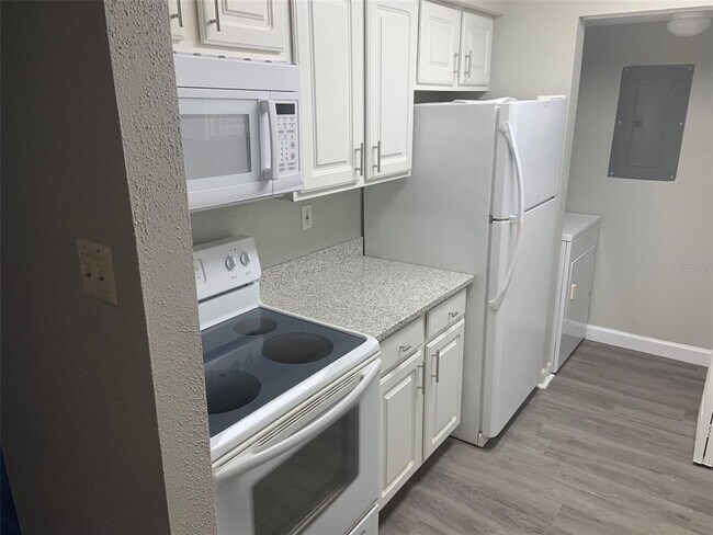 Foto del edificio - 3756 Idlebrook Cir