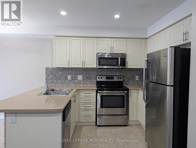 Building Photo - 20 C Line