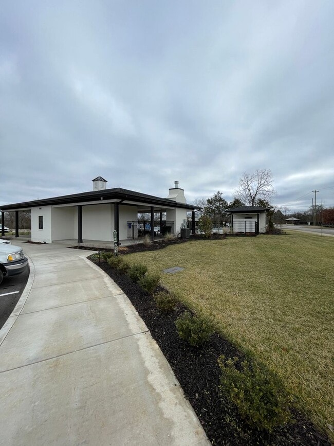 Building Photo - Hidden River Estates - Cason Area