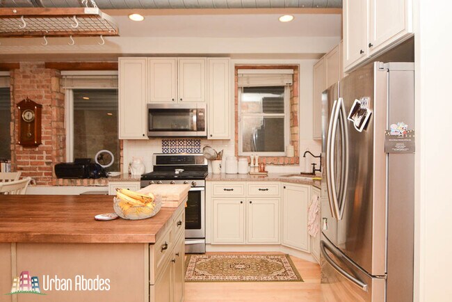 Foto del edificio - 1723 W Erie St