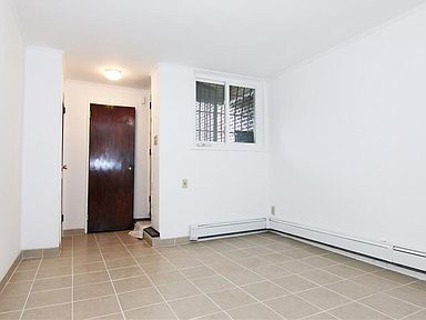 Primary Photo - 1651 65th St