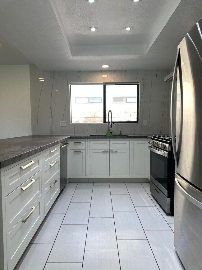 Foto del edificio - 27131 Shadowcrest Ln