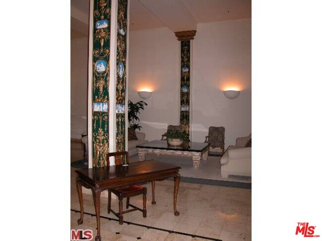 Foto del edificio - 9233 Burton Way