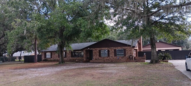 Main house - 3071 Simpson Rd