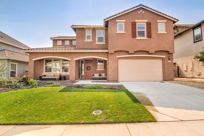 Building Photo - 5706 Desert Mallow St