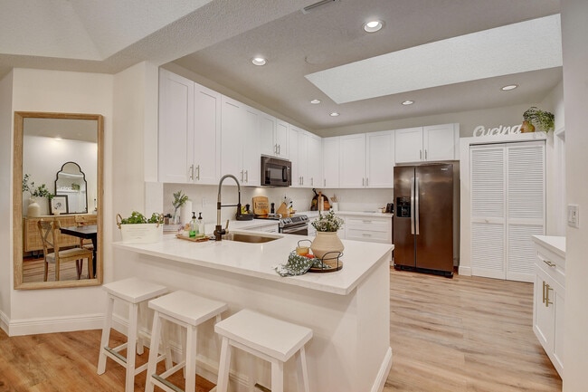 Foto del edificio - 9892 Summerbrook Terrace