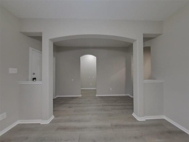 Building Photo - 2579 Kings Garden Ct