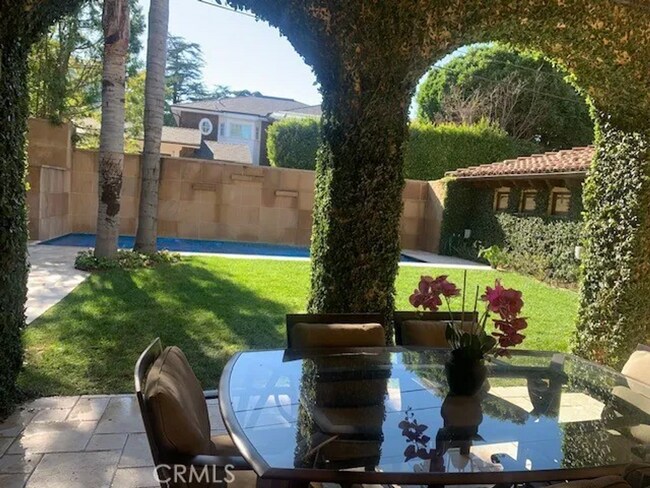 Building Photo - Luxury big beautiful mansion in sunny Sant...