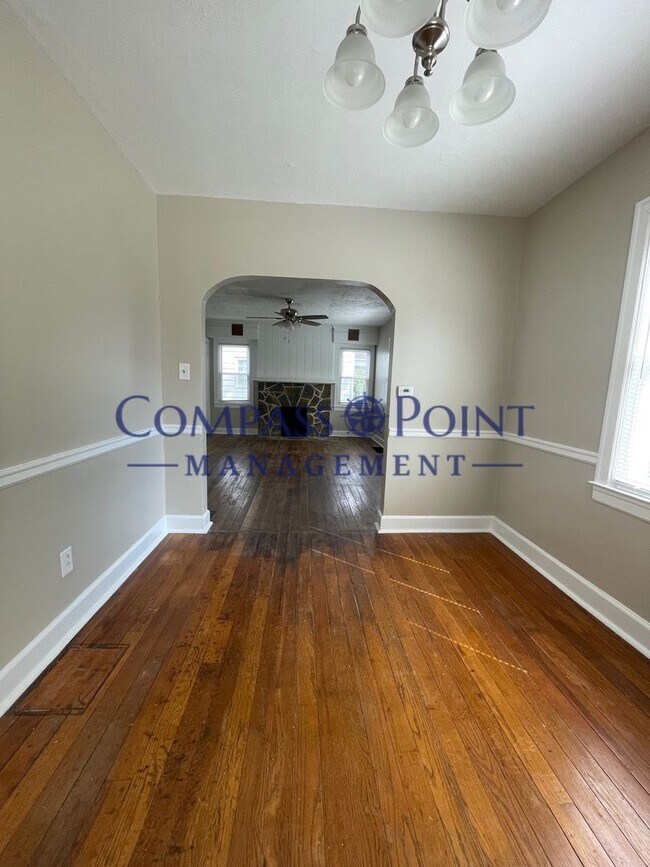 Building Photo - Spring Into Your New Home!