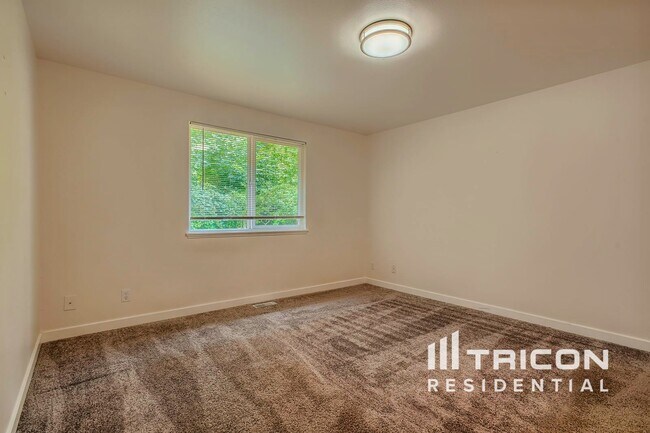 Foto del edificio - 1602 57th Ave NE