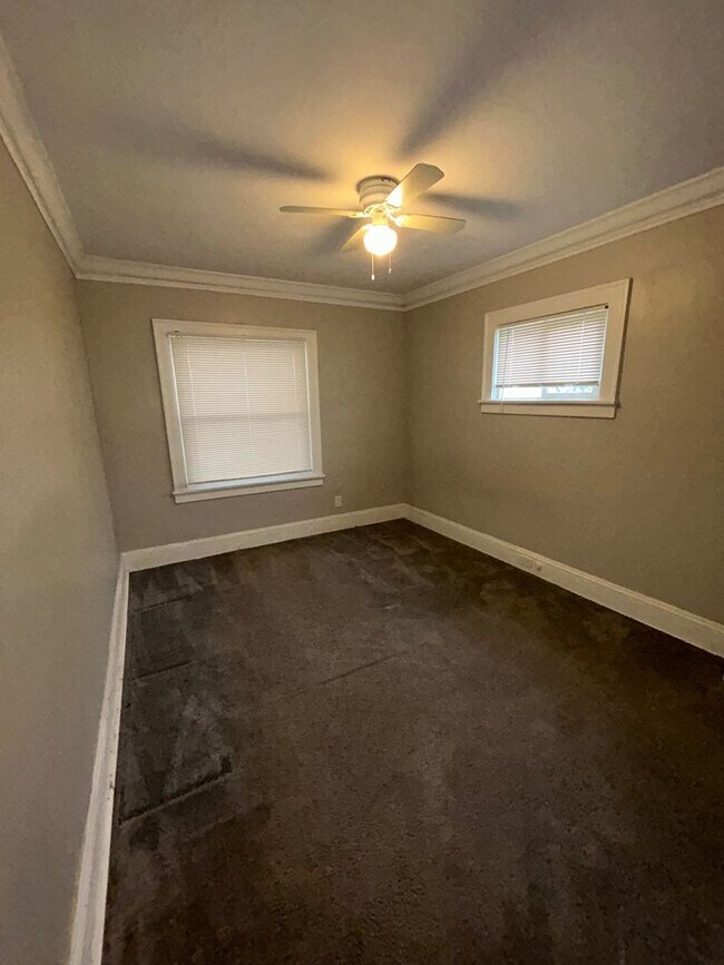 Foto del edificio - 4067 E 143rd St