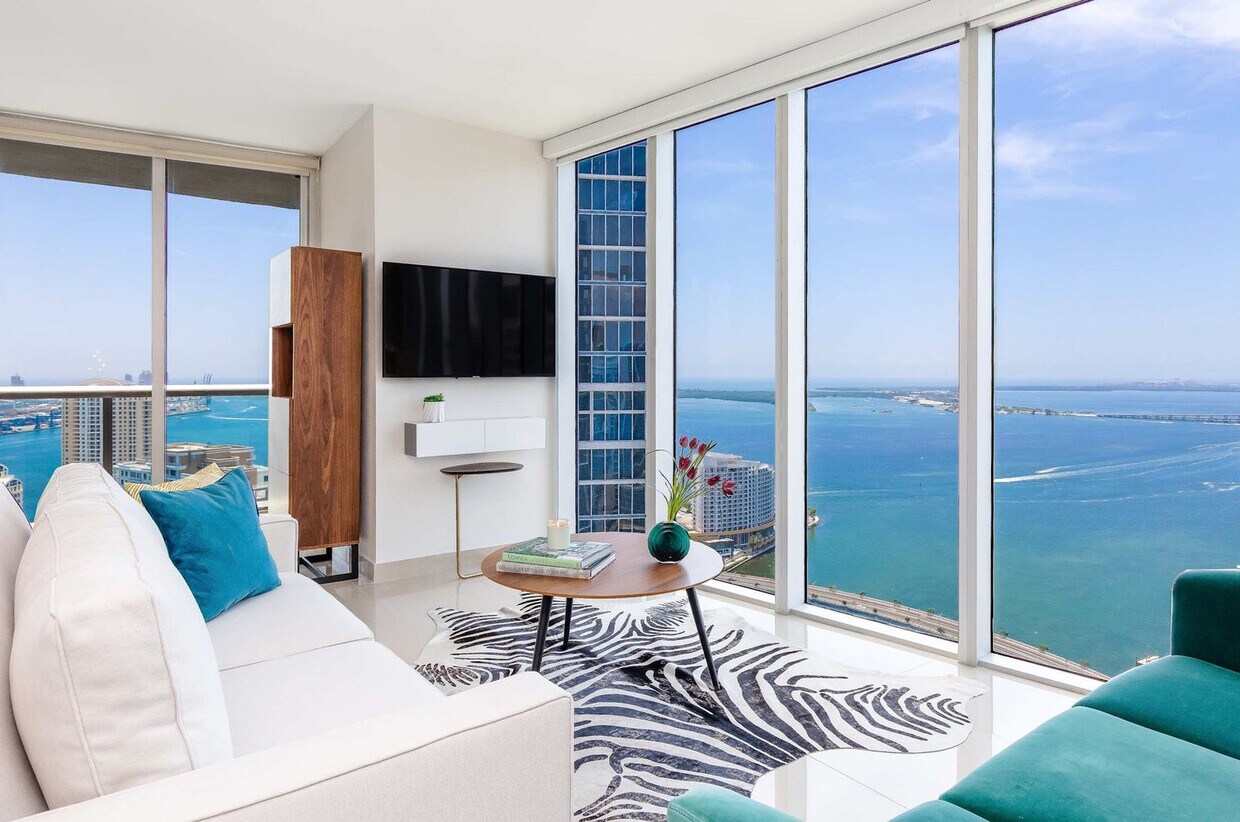 Primary Photo - 485 Brickell Ave