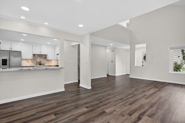 Foto del edificio - Luxury Living in Danville Ranch – Views, Solar & Prime Location!