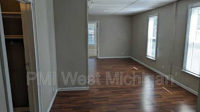 Foto del edificio - 822 Nagold St NW