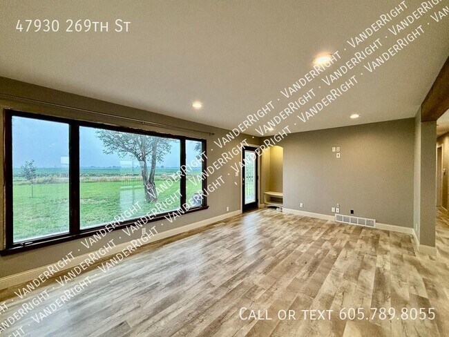 Foto del edificio - 47930 269th St