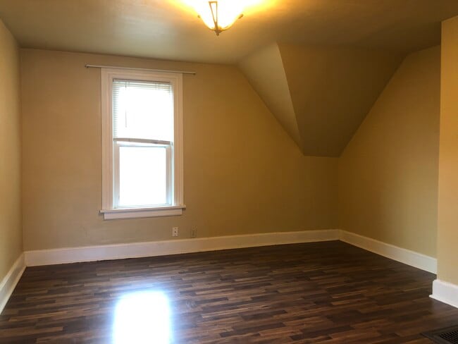 Building Photo - 3148 S Logan Ave