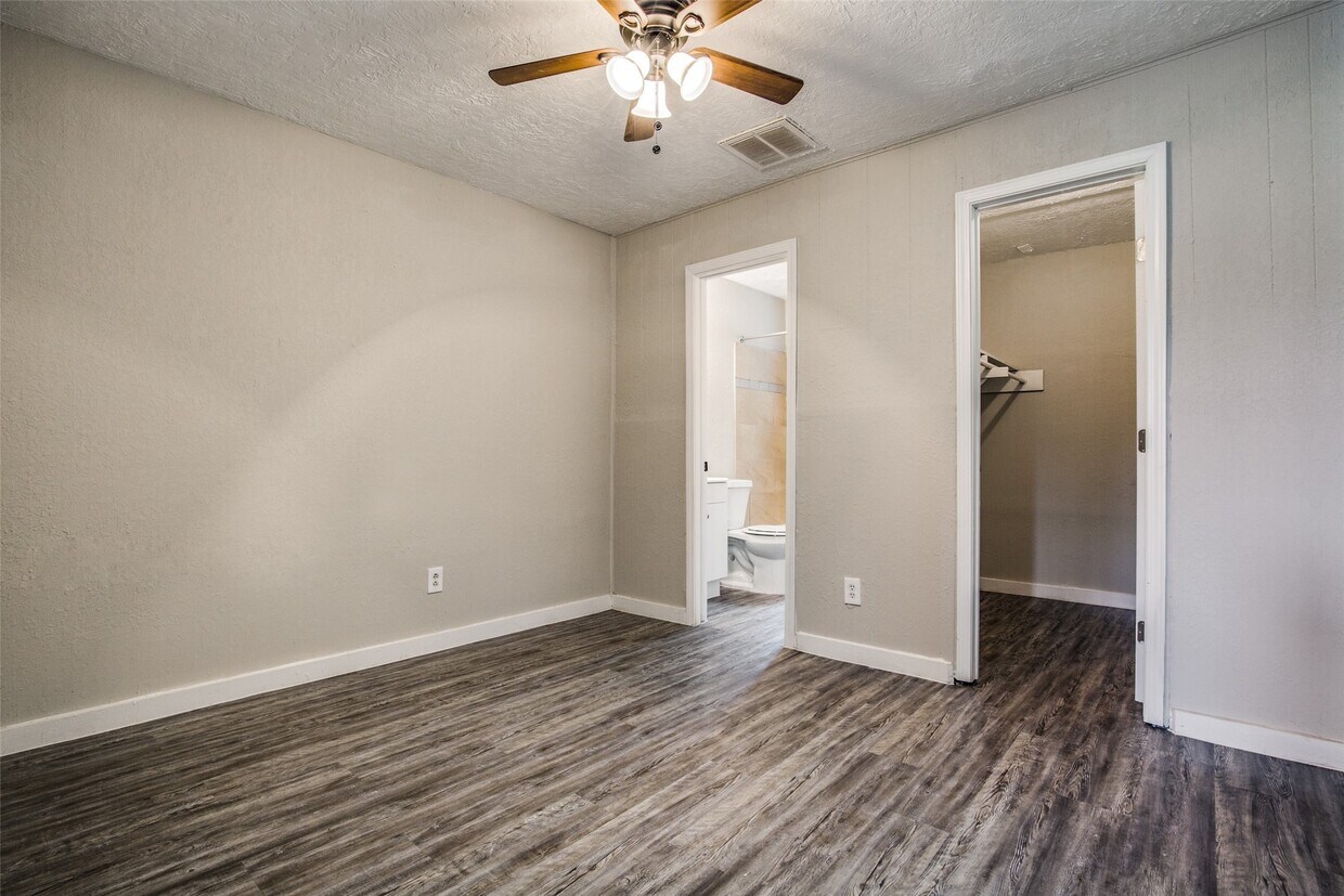Foto del edificio - 4820 Oak Ave
