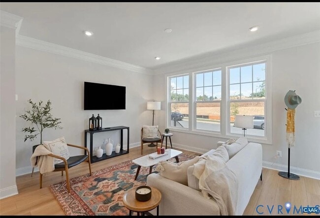 Building Photo - 805 Park Ridge Dr