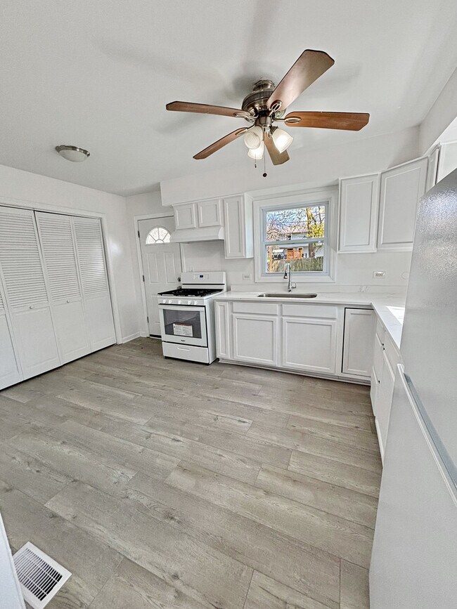 Foto del edificio - 36855 N Elizabeth Ct