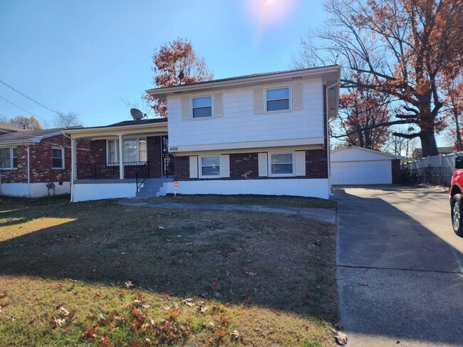 Beautiful 3 Bedroom 2 Bathroom Home - Beautiful 3 Bedroom 2 Bathroom Home