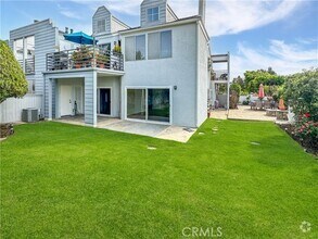 Building Photo - 24482 Lantern Hill Dr