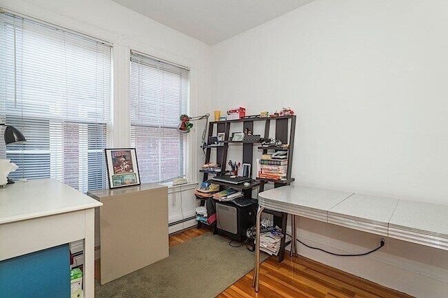 Foto del edificio - 136 Columbia St